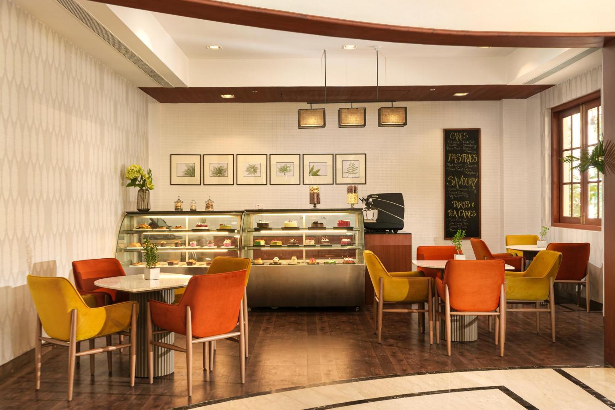 Hotel Dlf Club 5 Gurgaon Esterno foto